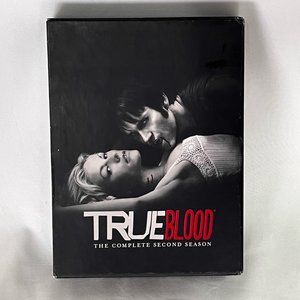 True Blood : Complete Season 2 (5 Disc DVD Set / Anna Paquin)
